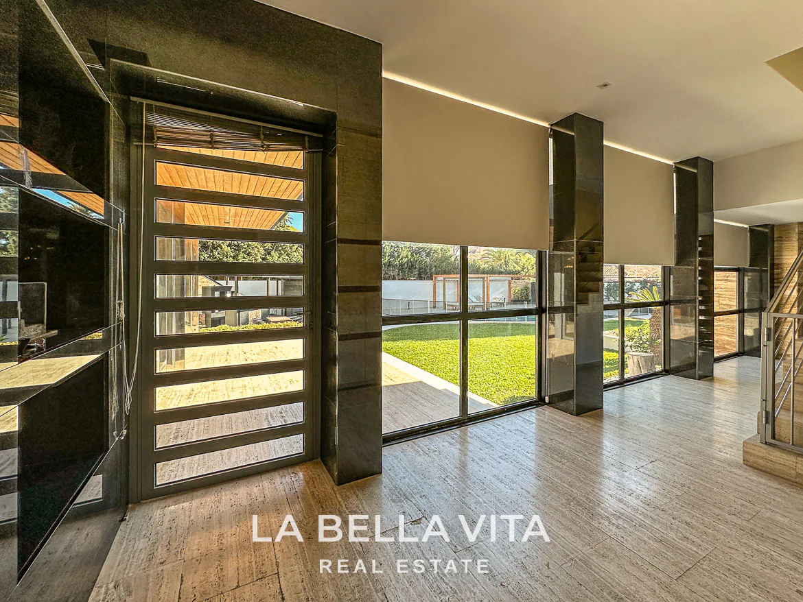 Exclusive Boutique Hotel Villa for Sale in Campoamor, Orihuela Costa – Luxury 7-Bedroom Property with Gourmet Kitchen and Private Pool, Closed Garage