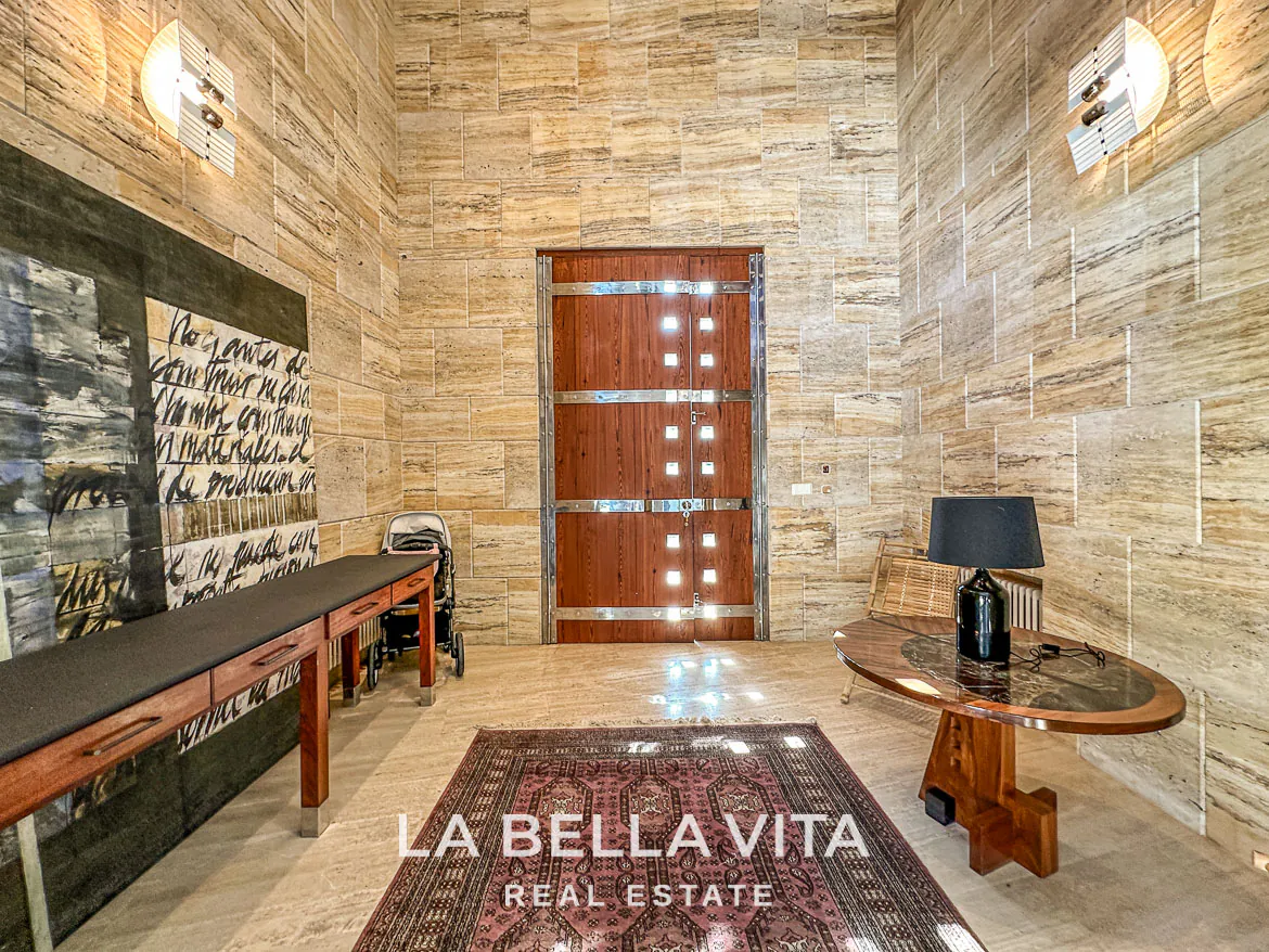 Exclusive Boutique Hotel Villa for Sale in Campoamor, Orihuela Costa – Luxury 7-Bedroom Property with Gourmet Kitchen and Private Pool, Closed Garage