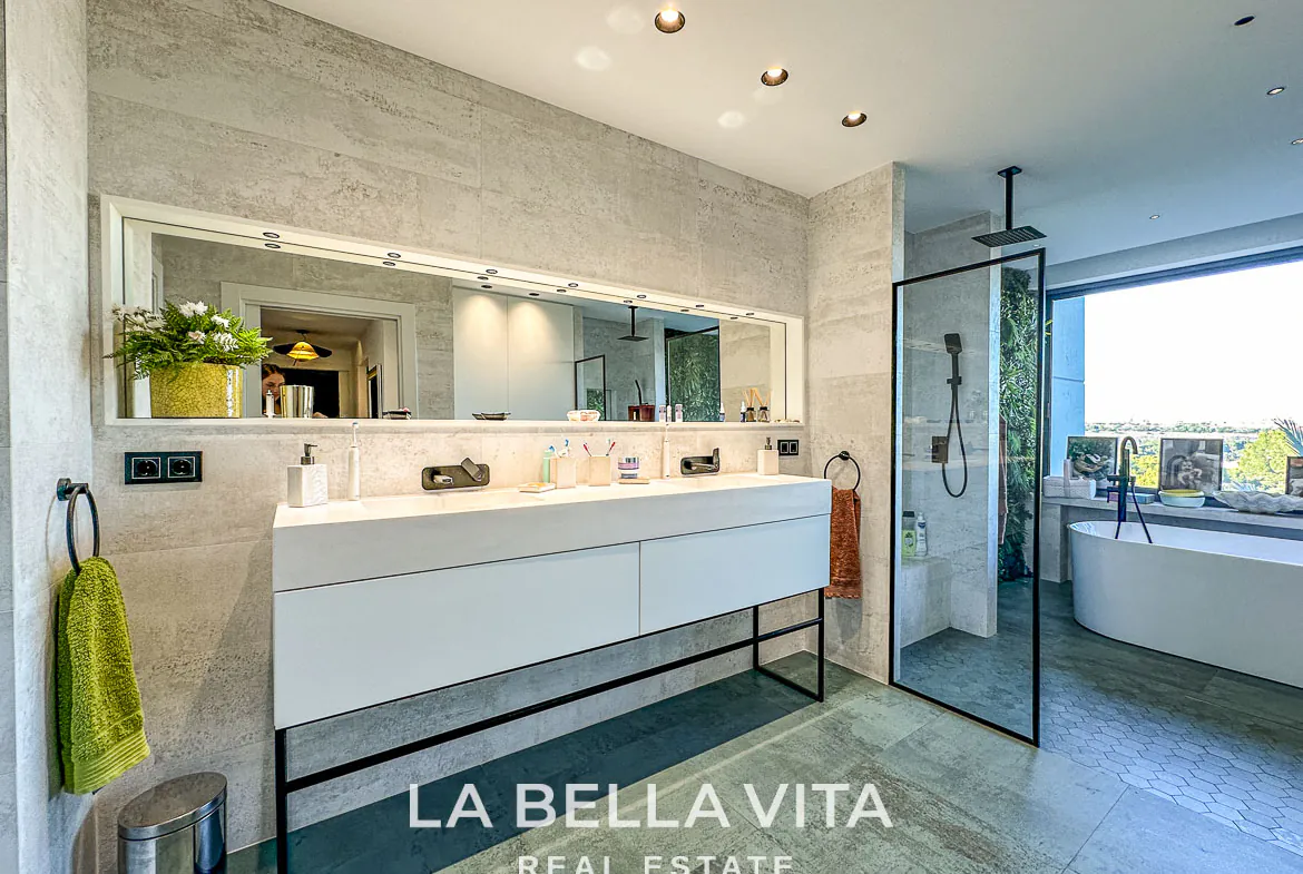 Exclusive Boutique Hotel Villa for Sale in Campoamor, Orihuela Costa – Luxury 7-Bedroom Property with Gourmet Kitchen and Private Pool, Closed Garage