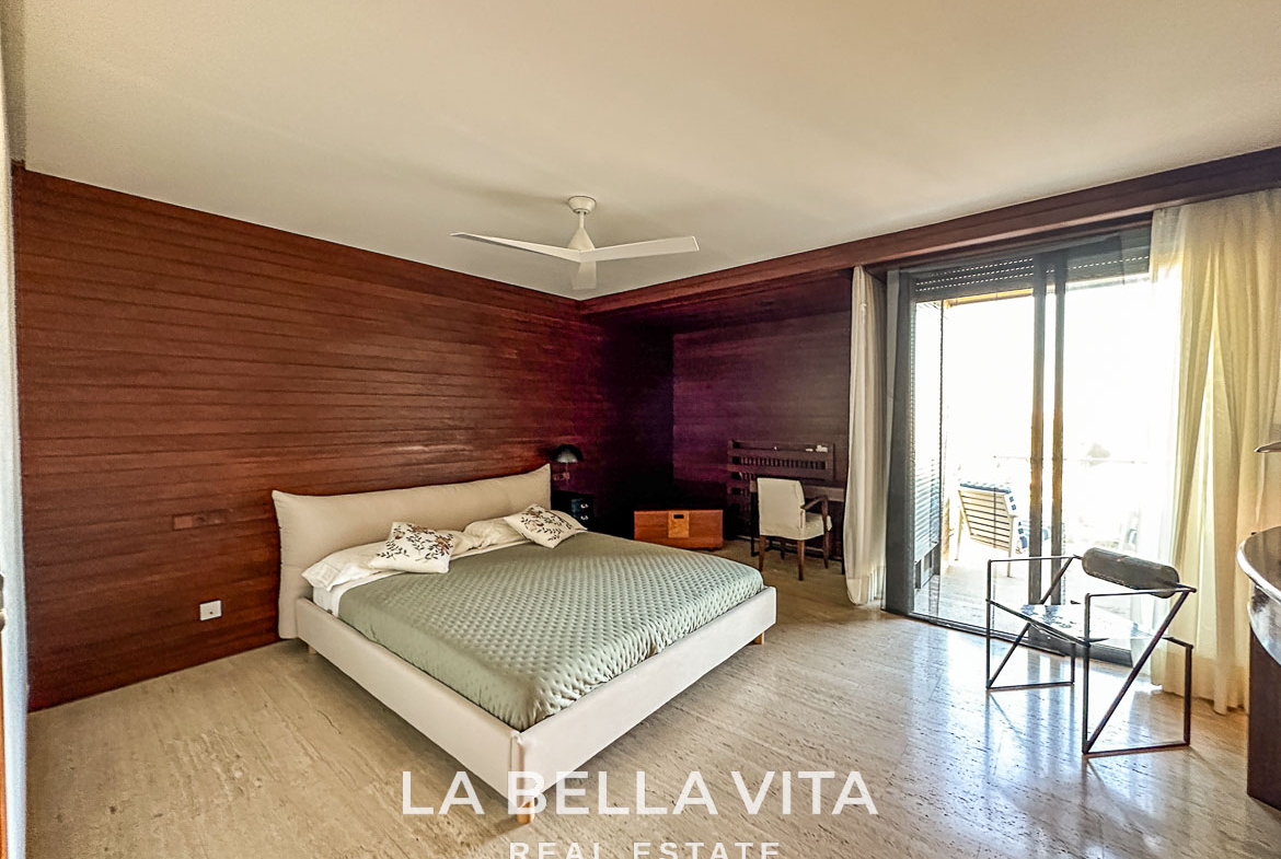 Exclusive Boutique Hotel Villa for Sale in Campoamor, Orihuela Costa – Luxury 7-Bedroom Property with Gourmet Kitchen and Private Pool, Closed Garage