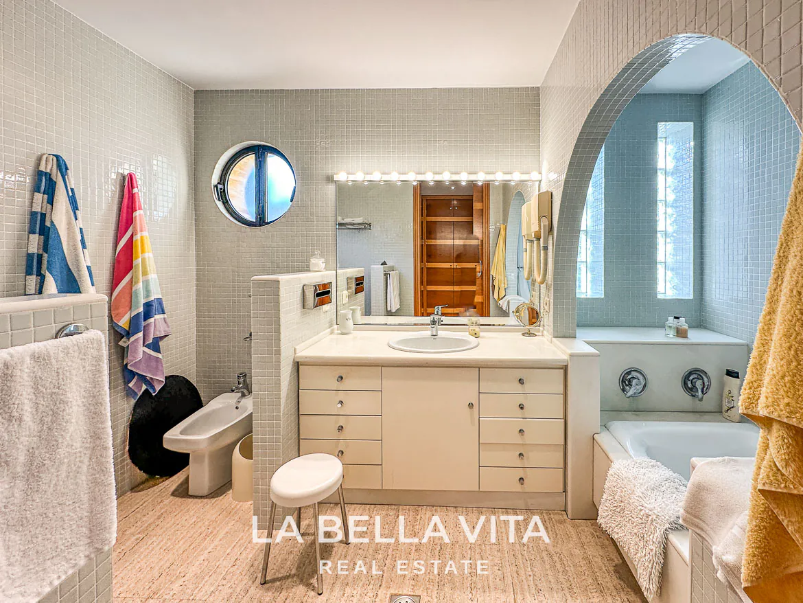 Exclusive Boutique Hotel Villa for Sale in Campoamor, Orihuela Costa – Luxury 7-Bedroom Property with Gourmet Kitchen and Private Pool, Closed Garage