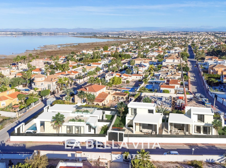 Modern New Build Luxury Villas with private pool for sale in Torrevieja, Alicante