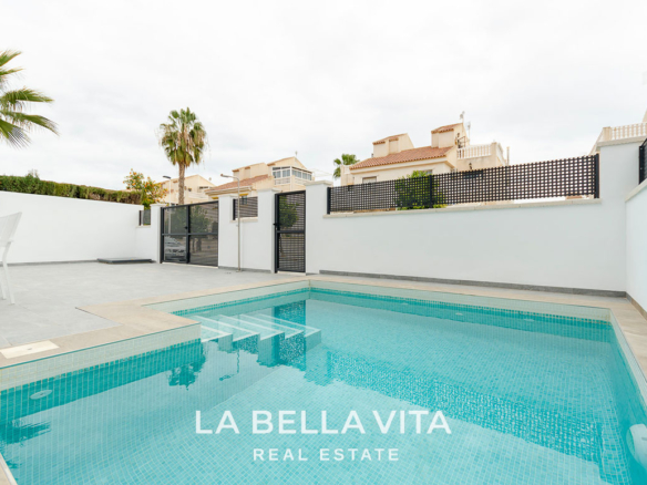 Modern Properties with private pool for sale in La Torreta, Torrevieja
