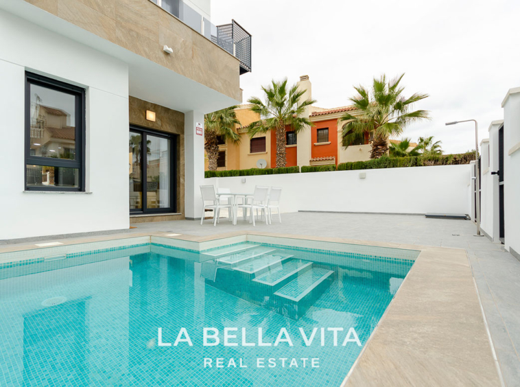 Modern Properties with private pool for sale in La Torreta, Torrevieja