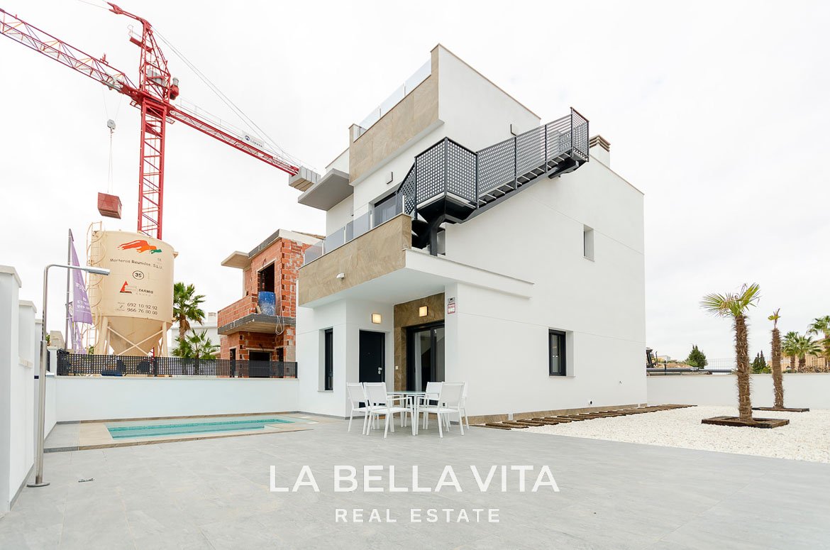 Modern Properties with private pool for sale in La Torreta, Torrevieja