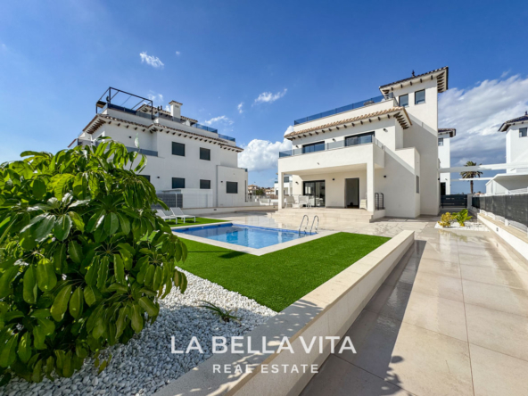 New Build Mediterranean style Key Ready Villa for sale by the beach in La Marina, Alicante