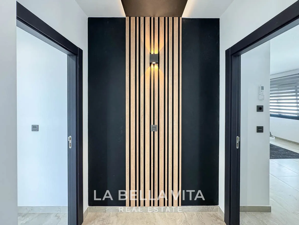 New Luxury House with private pool, solarium, garage and a 11,436 m2 of land for sale in Ciudad Quesada, Spain