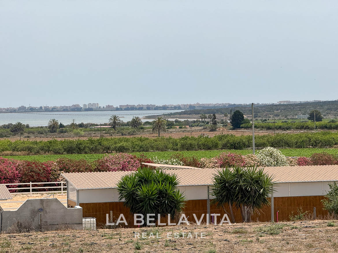 New Luxury House with private pool, solarium, garage and a 11,436 m2 of land for sale in Ciudad Quesada, Spain