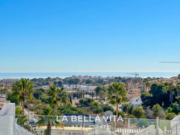 Modern Key Ready Property with Sea Views, private pool, solarium and closed garage for sale in Blue Lagoon, Villamartin, Orihuela Costa, Alicante, Spain