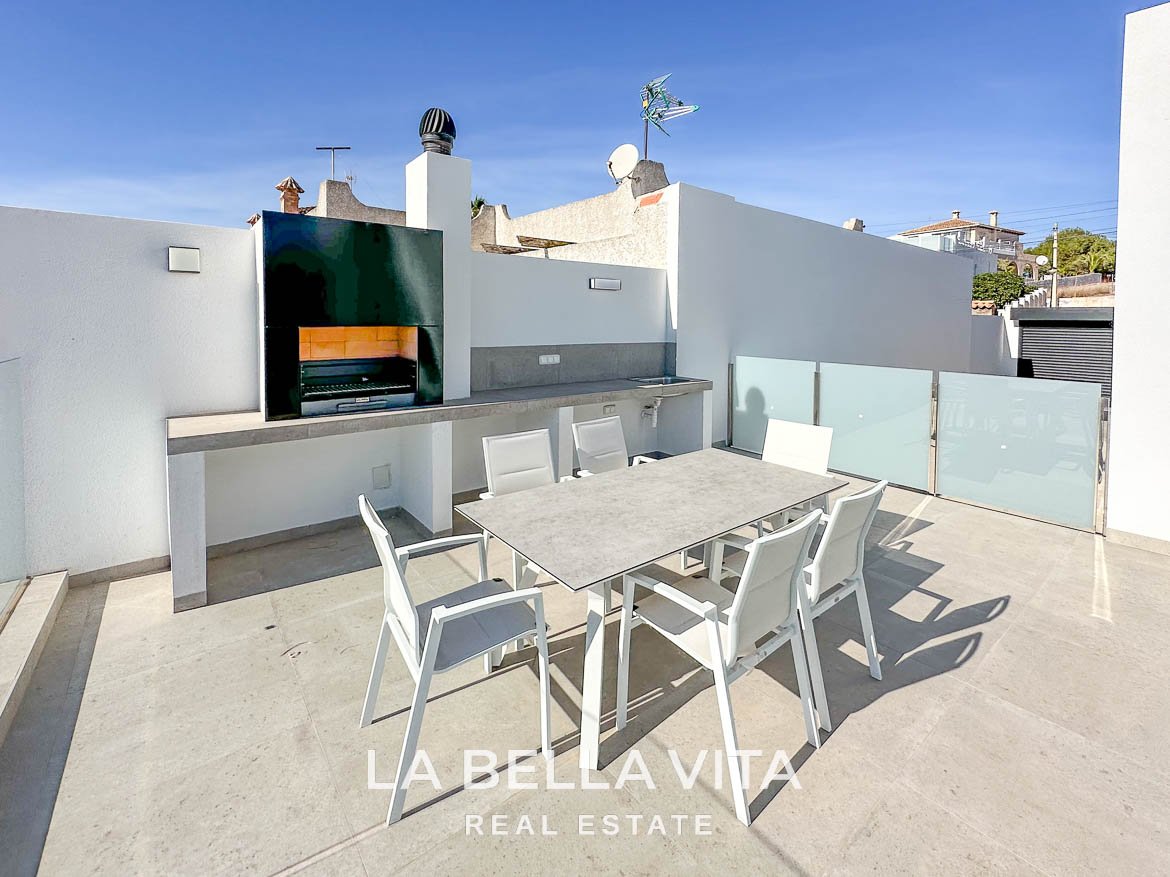 Modern Key Ready Property with Sea Views, private pool, solarium and closed garage for sale in Blue Lagoon, Villamartin, Orihuela Costa, Alicante, Spain