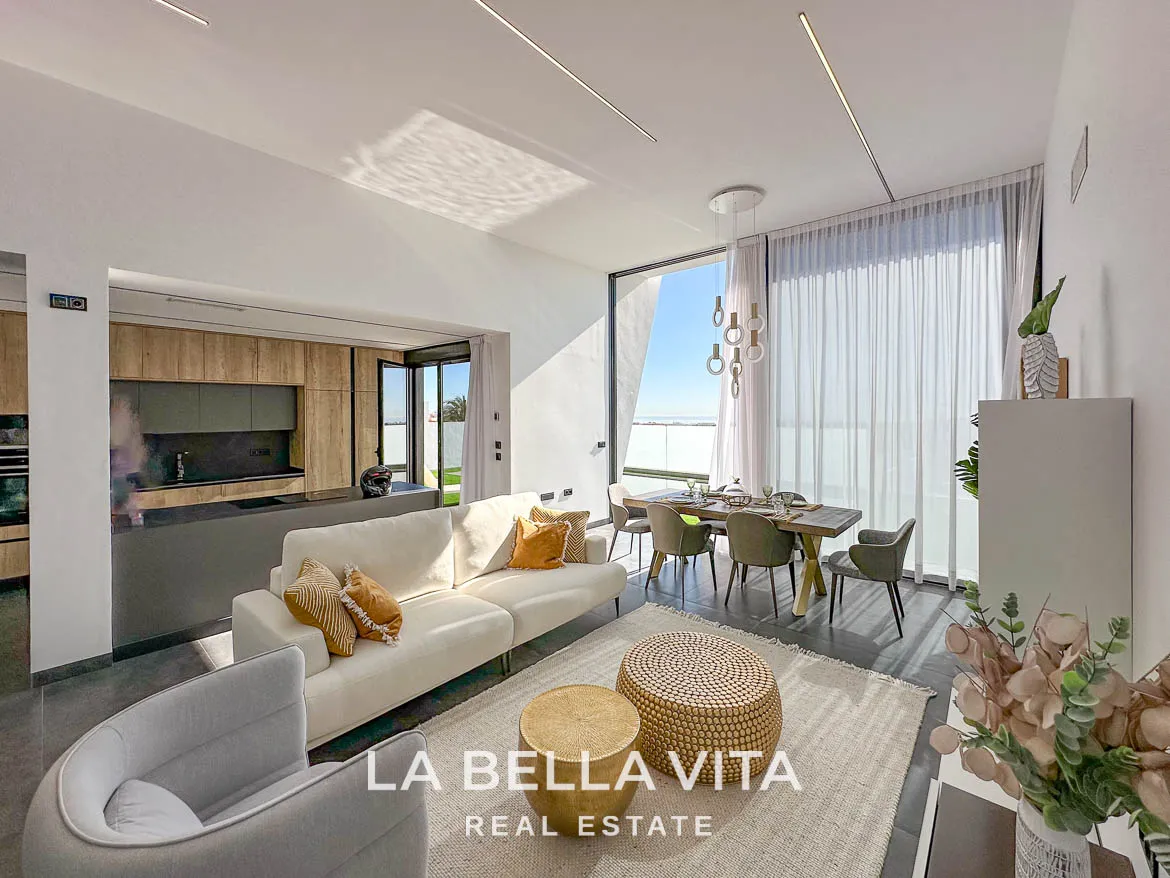 Modern Key Ready Property with Sea Views, private pool, solarium and closed garage for sale in Blue Lagoon, Villamartin, Orihuela Costa, Alicante, Spain