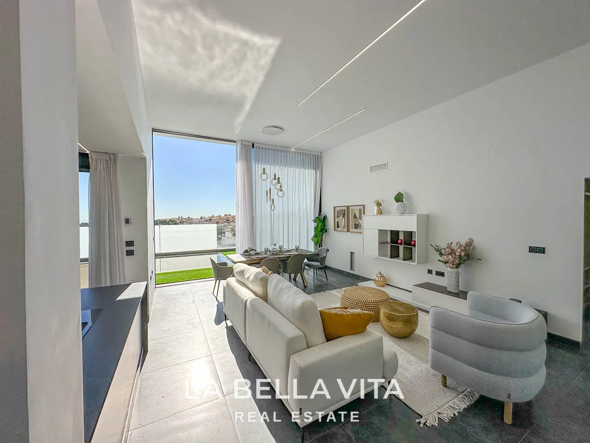 Modern Key Ready Property with Sea Views, private pool, solarium and closed garage for sale in Blue Lagoon, Villamartin, Orihuela Costa, Alicante, Spain