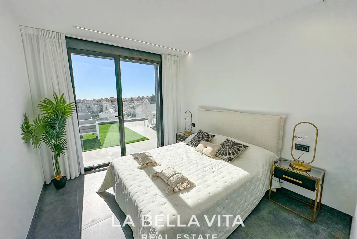 Modern Key Ready Property with Sea Views, private pool, solarium and closed garage for sale in Blue Lagoon, Villamartin, Orihuela Costa, Alicante, Spain