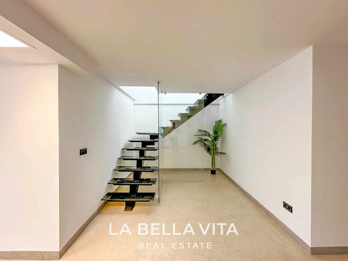 Modern Key Ready Property with Sea Views, private pool, solarium and closed garage for sale in Blue Lagoon, Villamartin, Orihuela Costa, Alicante, Spain