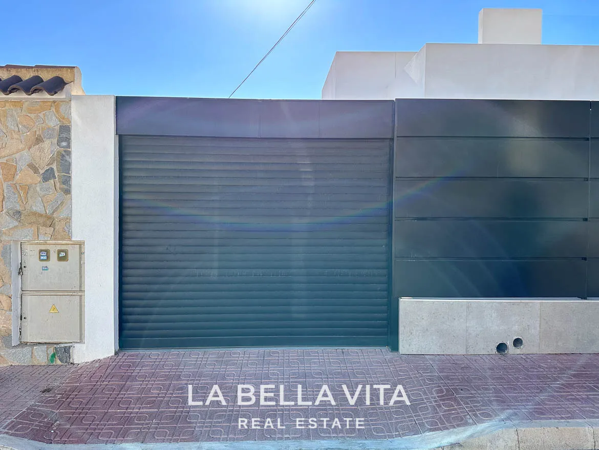 Modern Key Ready Property with Sea Views, private pool, solarium and closed garage for sale in Blue Lagoon, Villamartin, Orihuela Costa, Alicante, Spain
