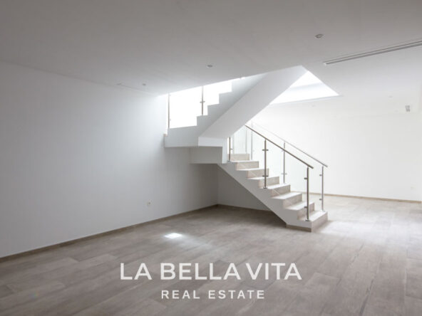 Stunning Modern New Build Villa with basement and walking distance to the beach For Sale in El Campello, Alicante