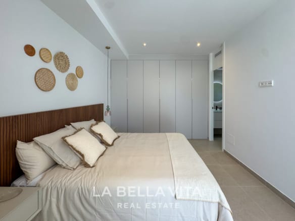New Build key ready Villa with large plot and private pool for sale in Lomas de Cabo Roig, Orihuela Costa, Alicante