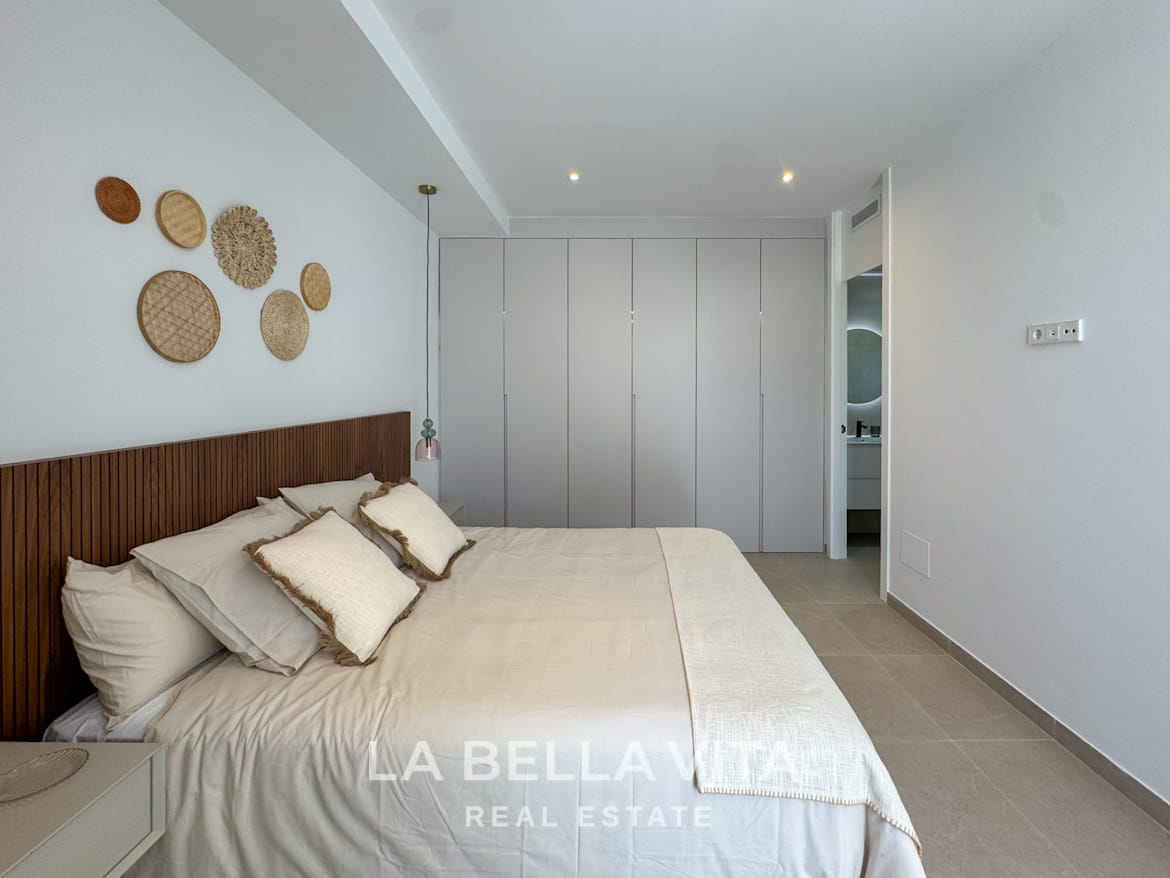 New Build key ready Villa with large plot and private pool for sale in Lomas de Cabo Roig, Orihuela Costa, Alicante