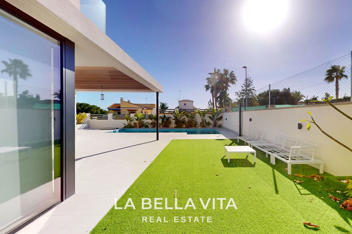 New Development Villas with private pools for sale in Lomas de Cabo Roig, Orihuela Costa