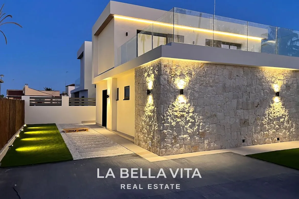 New Development Villas with private pools for sale in Lomas de Cabo Roig, Orihuela Costa