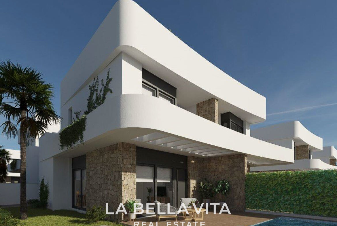 New build Properties with private pools and solariums for sale in Los Montesinos, La Herrada, Alicante, Spain