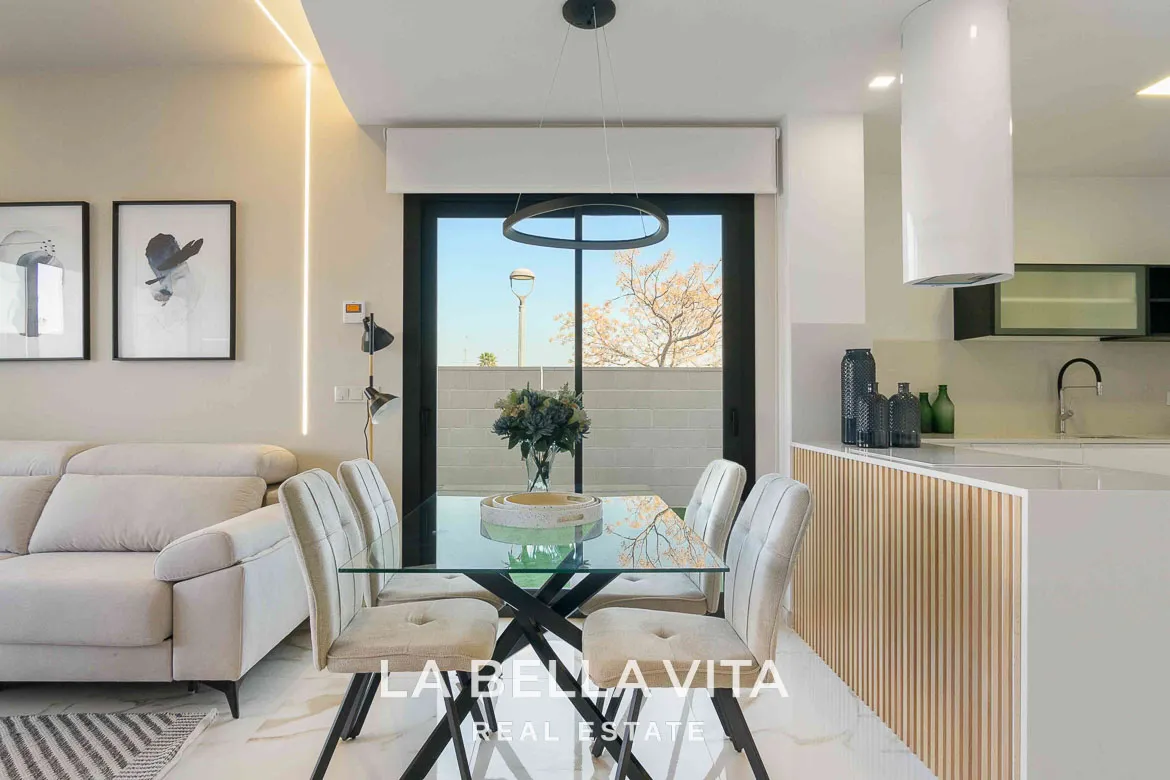 New build Properties with private pools and solariums for sale in Los Montesinos, La Herrada, Alicante, Spain