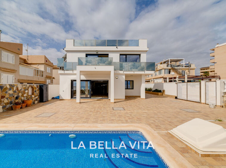 Frontline Sea View Property by the beach for sale in La Mata, Torrevieja
