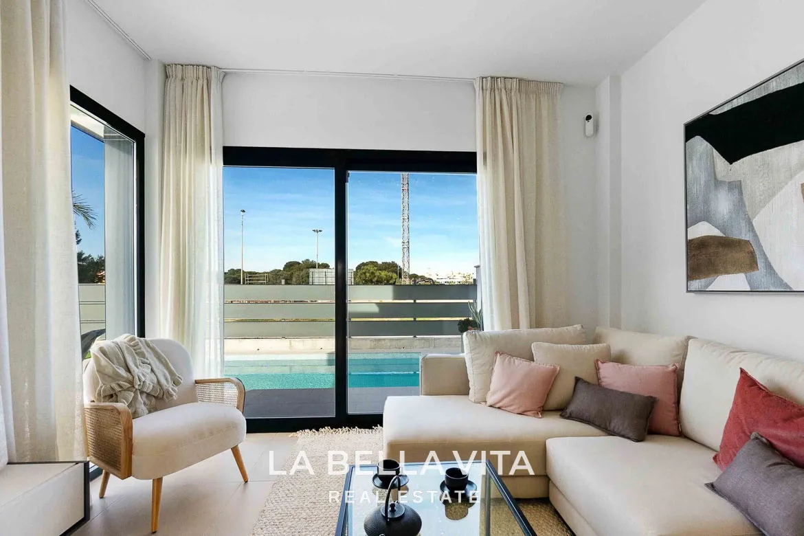 New Build Properties with private pools for sale in Santiago de la Ribera, Murcia, Spain