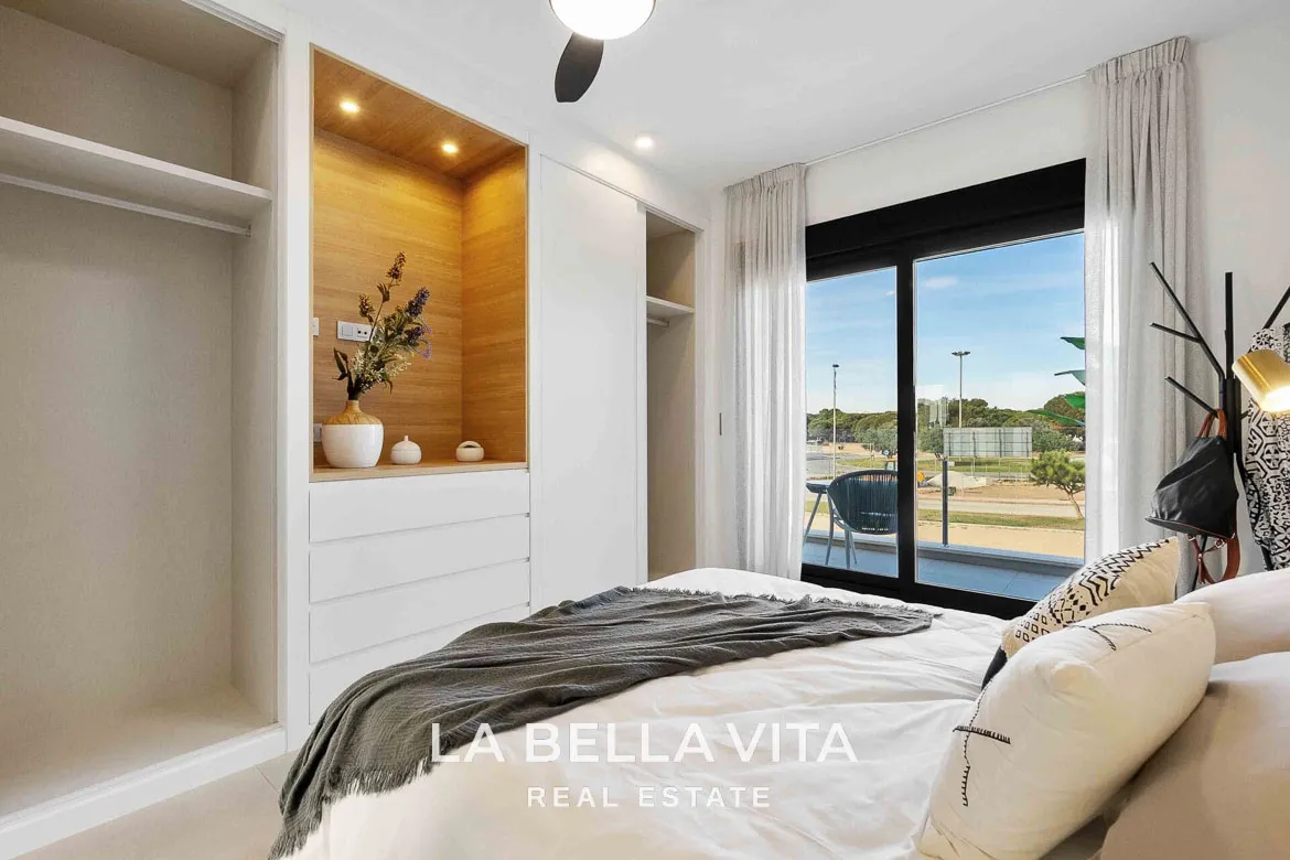 New Build Properties with private pools for sale in Santiago de la Ribera, Murcia, Spain