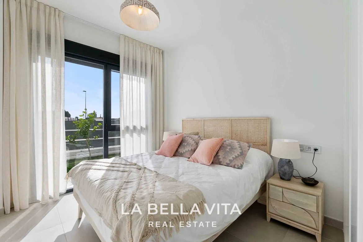 New Build Properties with private pools for sale in Santiago de la Ribera, Murcia, Spain