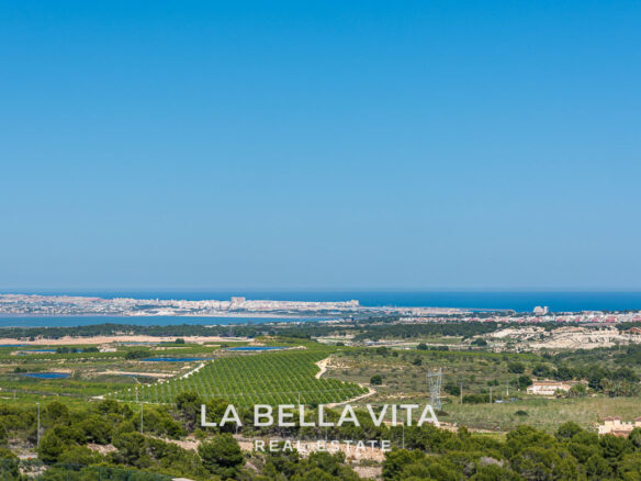 Luxury New Build Properties with Sea Views for sale in San Miguel de Salinas, Alicante