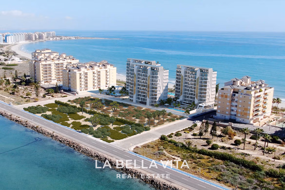 Luxury Beachfront Apartments for sale in La Manga, Mar Menor, Murcia, Spain