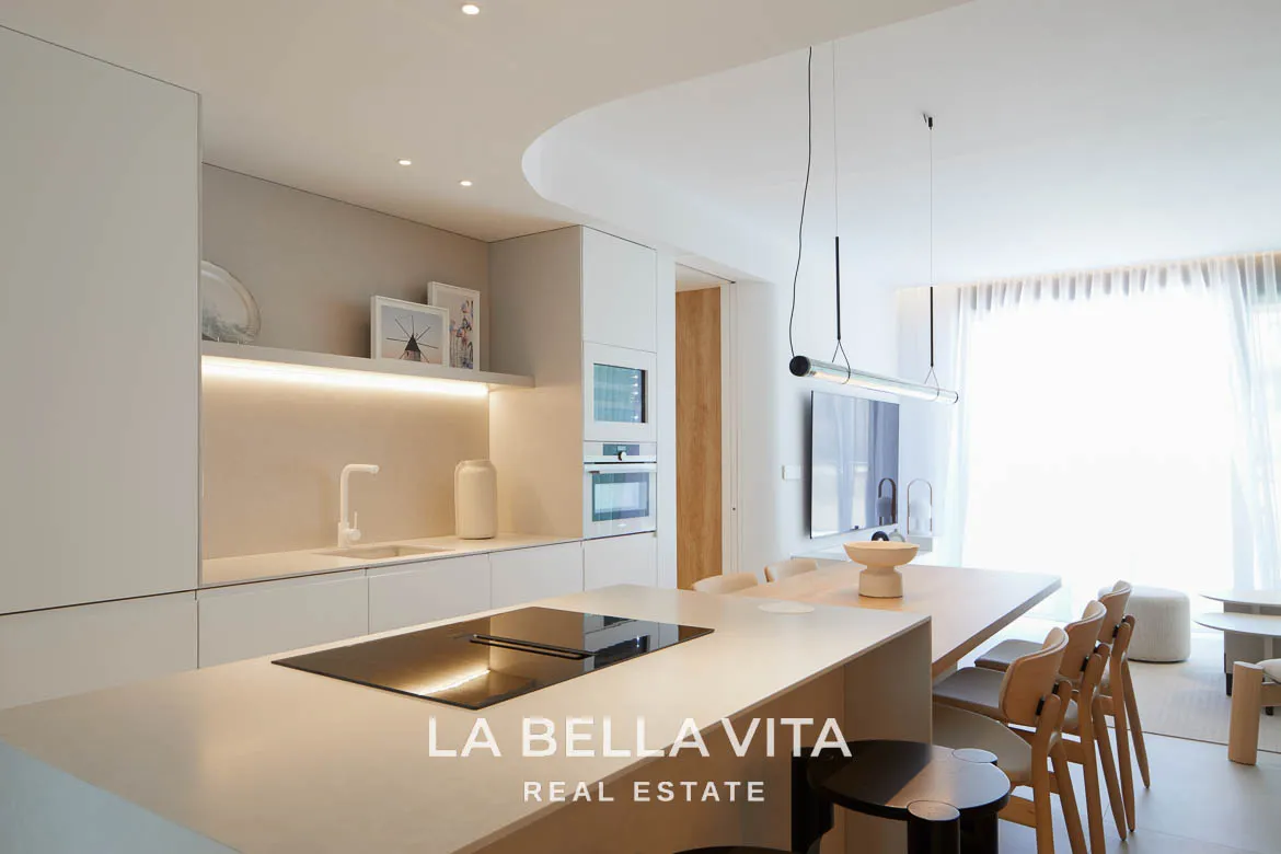Luxury Beachfront Apartments for sale in La Manga, Mar Menor, Murcia, Spain