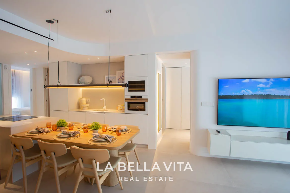 Luxury Beachfront Apartments for sale in La Manga, Mar Menor, Murcia, Spain