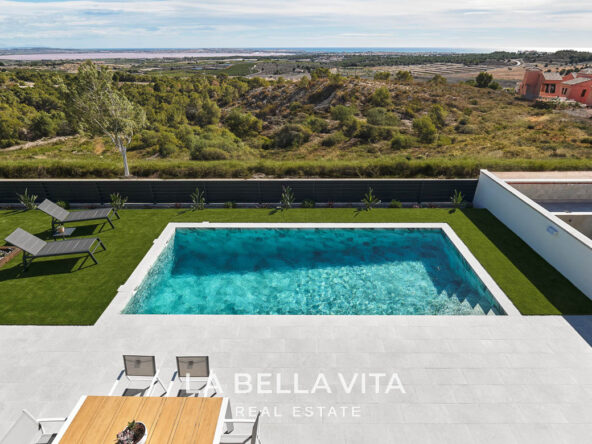 Luxury New Build Properties with Sea Views for sale in San Miguel de Salinas, Alicante