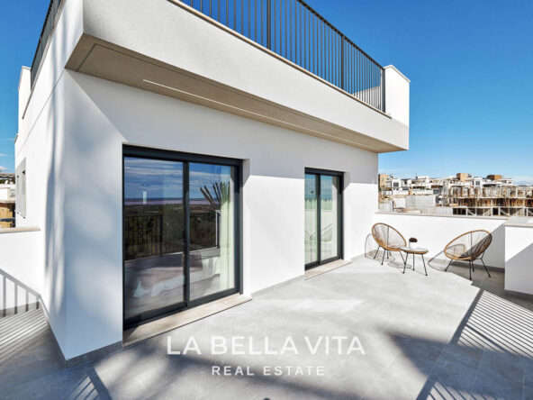 Luxury New Build Properties with Sea Views for sale in San Miguel de Salinas, Alicante