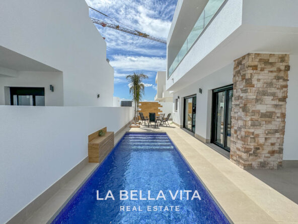 New Build Villas with private pools for sale in Dolores, Alicante, Spain