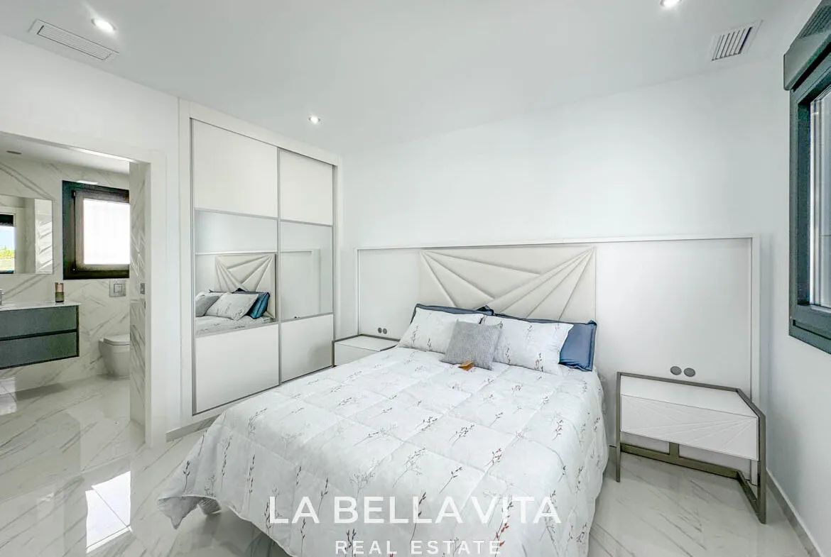 New Build Villas with private pools for sale in Dolores, Alicante, Spain