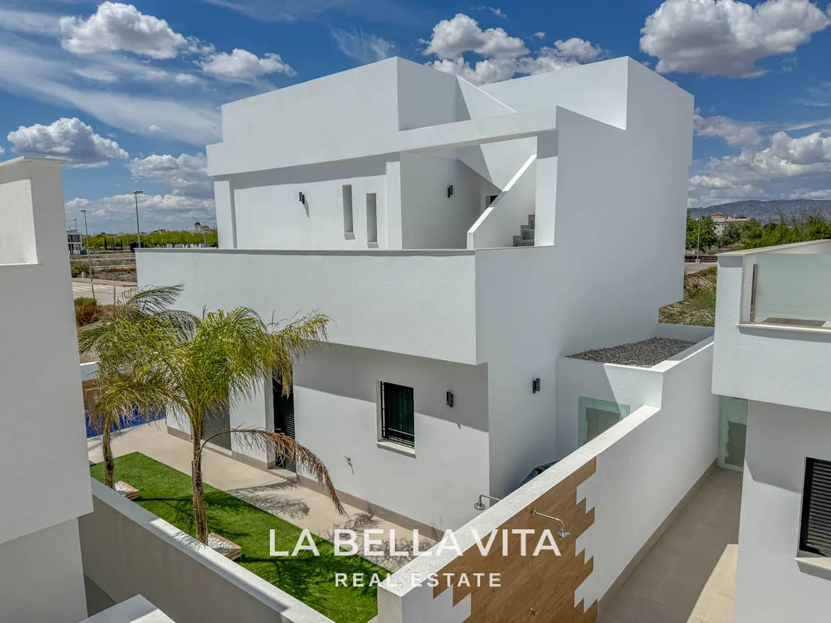 New Build Villas with private pools for sale in Dolores, Alicante, Spain