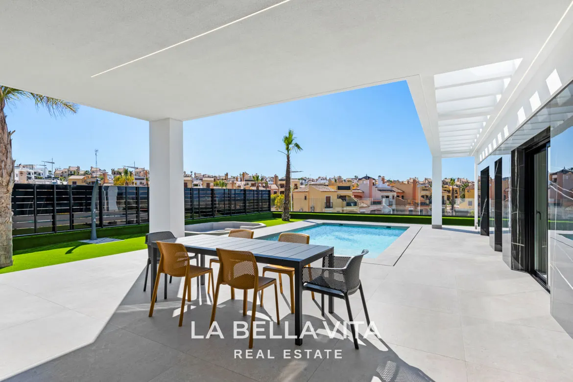 Detached Modern Luxury Villas for sale in Algorfa, La Finca Golf Resort, Costa Blanca, Alicante