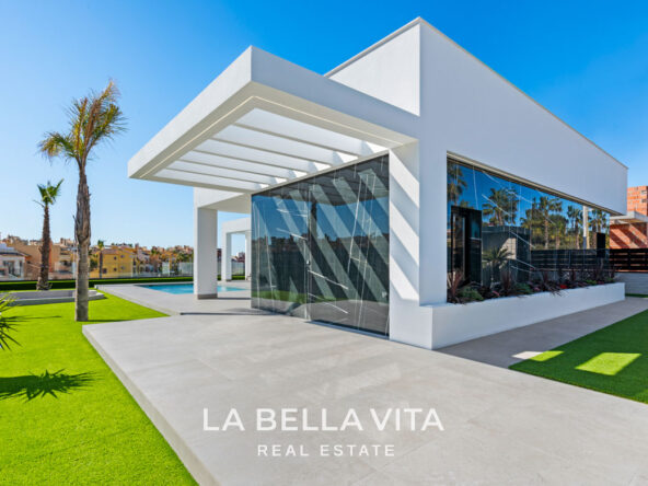 Detached Modern Luxury Villas for sale in Algorfa, La Finca Golf Resort, Costa Blanca, Alicante