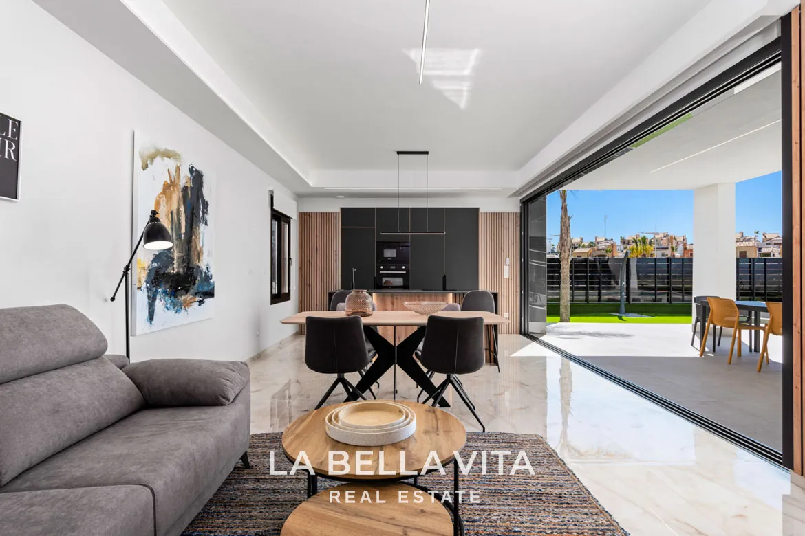 Detached Modern Villas for sale in Algorfa, La Finca Golf Resort, Costa Blanca, Alicante