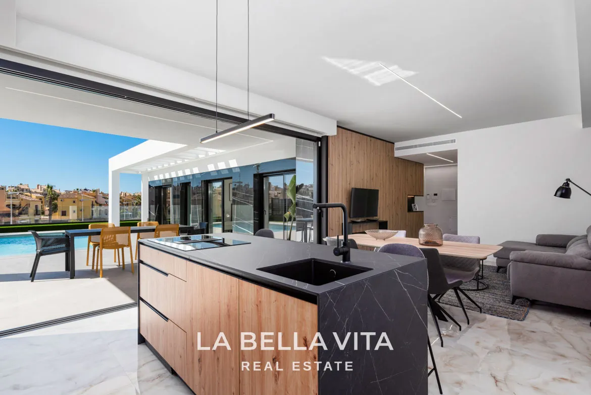 Detached Modern Villas for sale in Algorfa, La Finca Golf Resort, Costa Blanca, Alicante