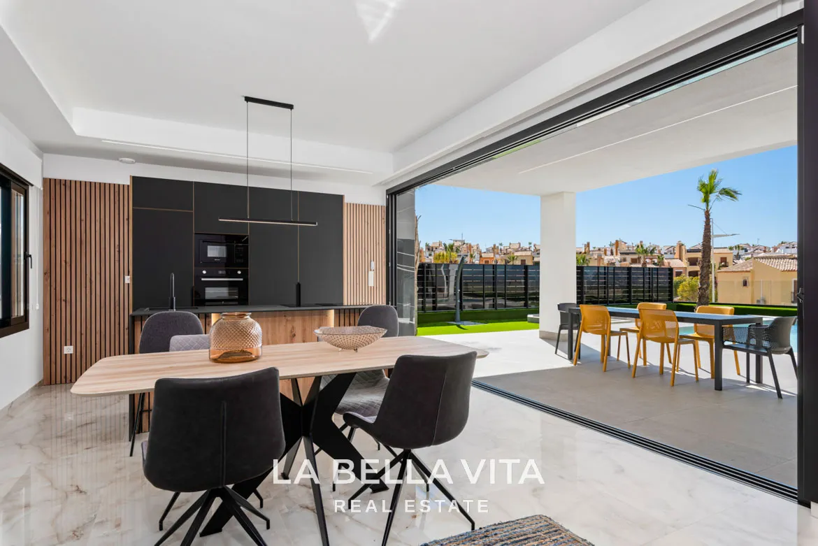 Detached Modern Villas for sale in Algorfa, La Finca Golf Resort, Costa Blanca, Alicante