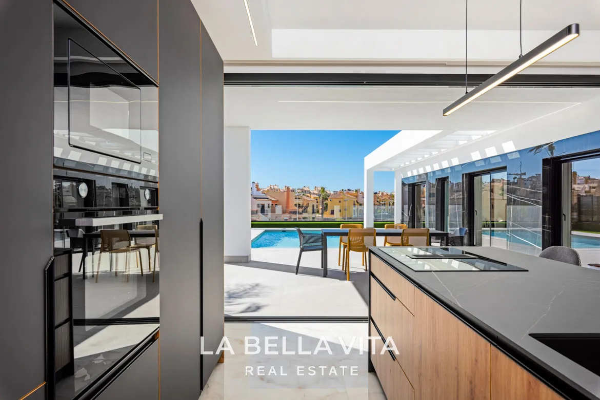 Detached Modern Villas for sale in Algorfa, La Finca Golf Resort, Costa Blanca, Alicante