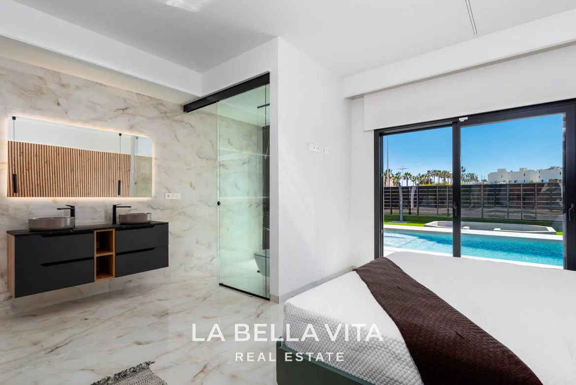 Detached Modern Villas for sale in Algorfa, La Finca Golf Resort, Costa Blanca, Alicante