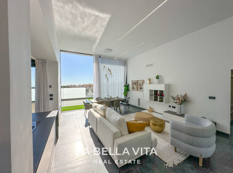 Luxury New Build Villa with Private Pool, Basement and Garage for sale in Los Balcones, Torrevieja