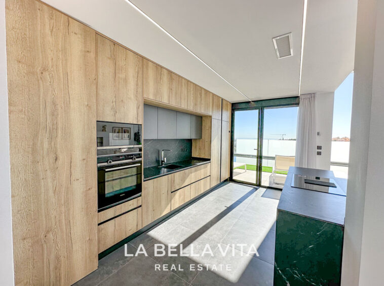 Luxury New Build Villa with Private Pool, Basement and Garage for sale in Los Balcones, Torrevieja