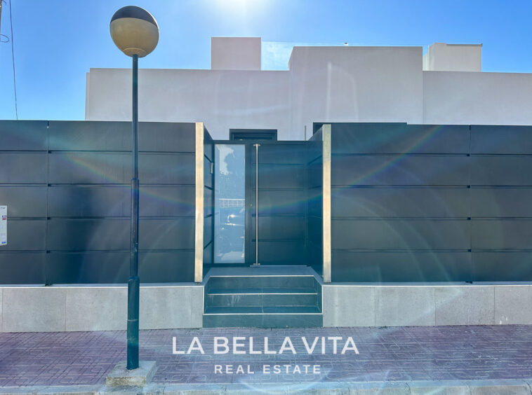 Luxury New Build Villa with Private Pool, Basement and Garage for sale in Los Balcones, Torrevieja