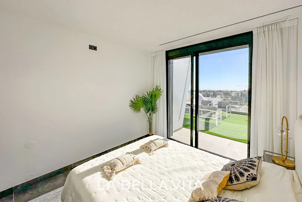 Luxury New Build Villa with Private Pool, Basement and Garage for sale in Los Balcones, Torrevieja